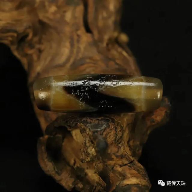 天珠鉴赏--伏恶之珠虎牙天珠