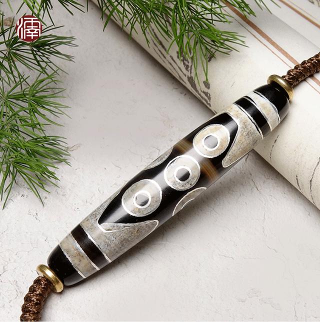 西藏天珠，为何被称为天地灵石？